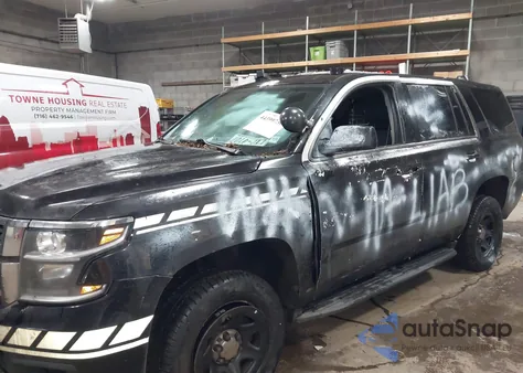 2015 Chevrolet Tahoe Commercial Fleet z USA, uszkodzony, nr VIN 1GNLC2EC2FR521820